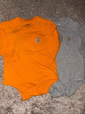 Carhartt 2 Set Gray Heather Long Sleeve Tangerine Long Sleeve Baby Onesies.